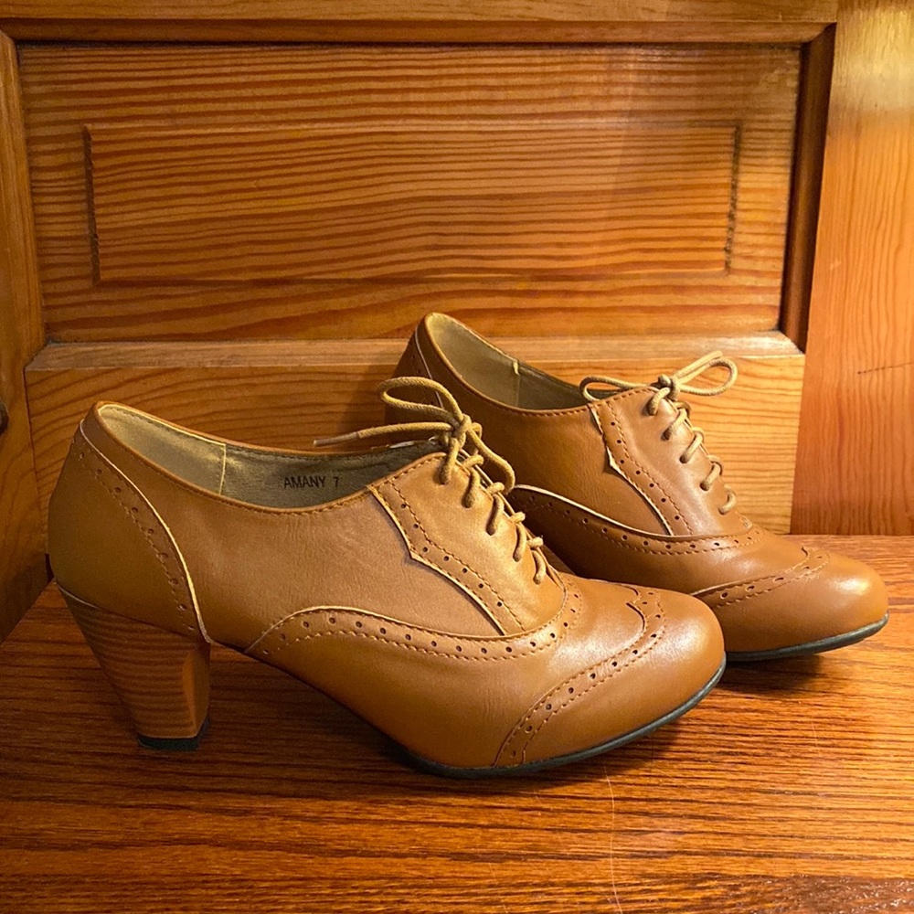 Mary Jane Lace Up Heels